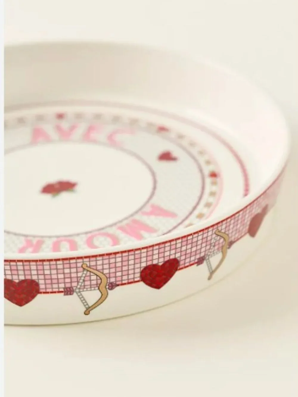 Bistro Tile Stoneware 24k Gold Accent Valentine’s Pie Dish - NEW